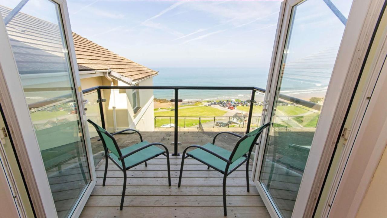 Apartament Clifton Court Apt 23 With Seaviews & Heated Pool Croyde Zewnętrze zdjęcie